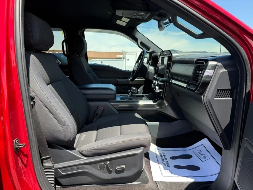 2021 Ford F-150 XLT photo 11