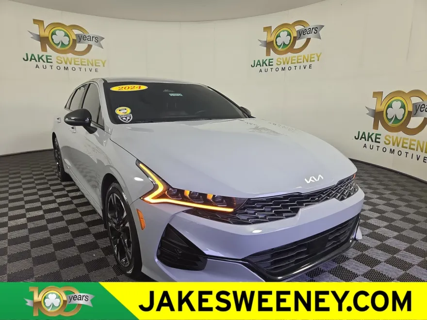 2024 Kia K5 GT-Line photo 1