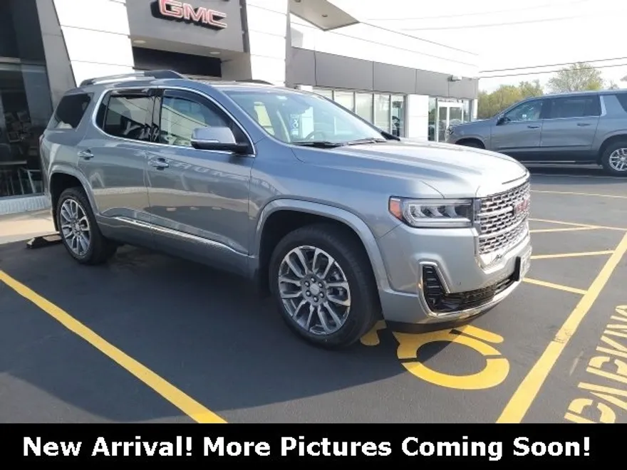 2023 Gmc Acadia Denali photo 1