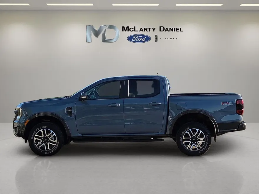 2024 Ford Ranger Lariat photo 1