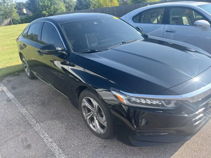 2018 Honda Accord EX-L 2.0T photo 1