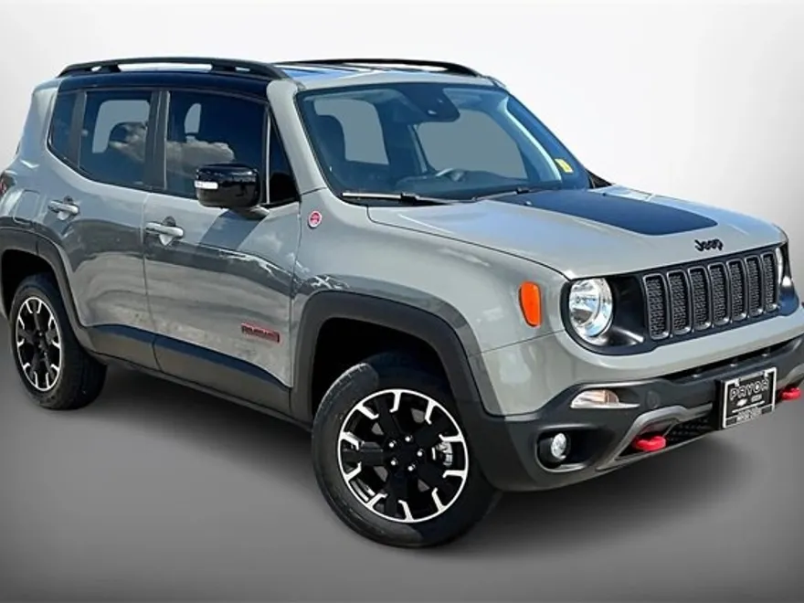2023 Jeep Renegade Trailhawk photo 1