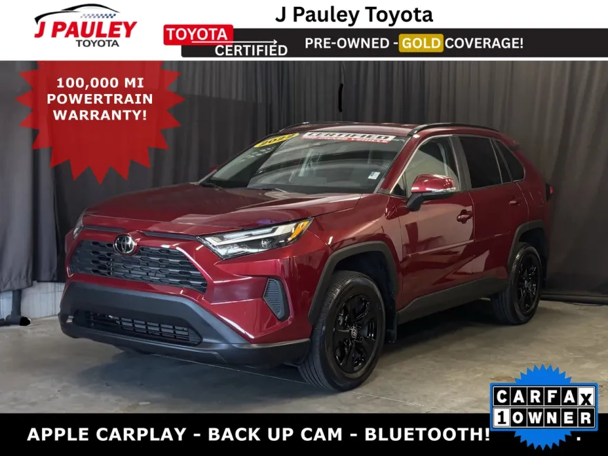 2022 Toyota RAV4 XLE photo 1