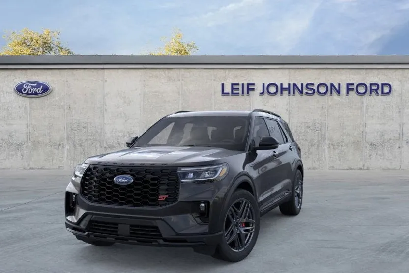 2025 Ford Explorer ST photo 1
