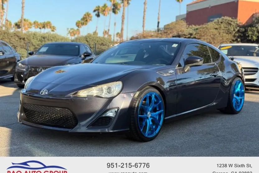 2013 Scion FR-S 10 Series photo 1