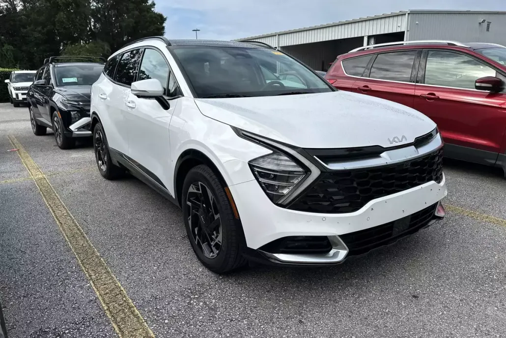 2023 Kia Sportage photo 1
