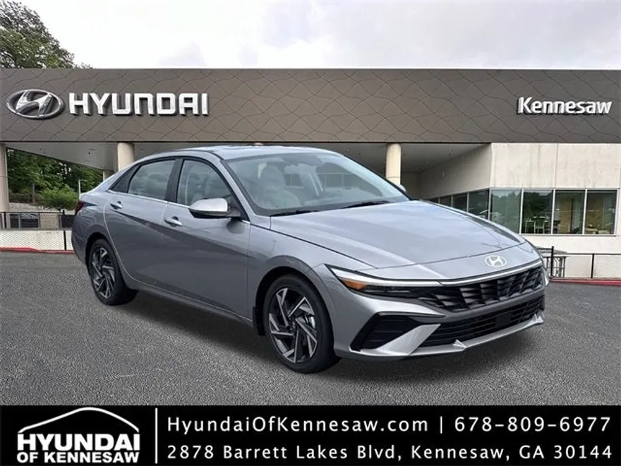 2025 Hyundai Elantra Limited photo 1
