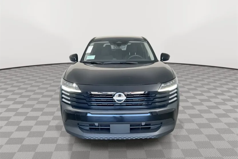 2025 Nissan Kicks SV photo 1