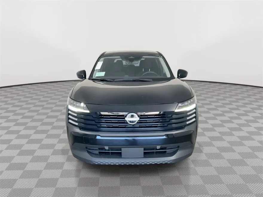 2025 Nissan Kicks SV photo 1