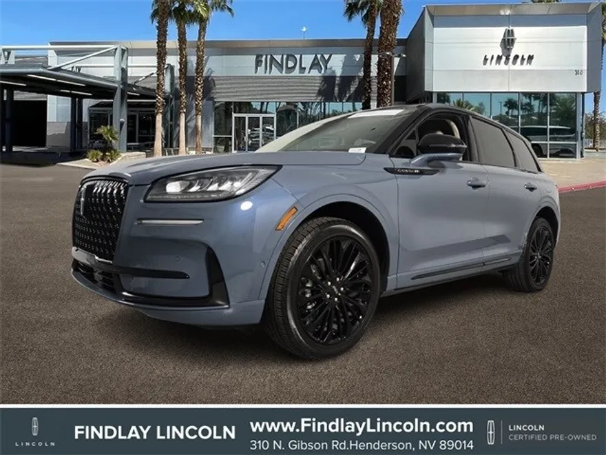 2023 Lincoln Corsair Standard photo 1