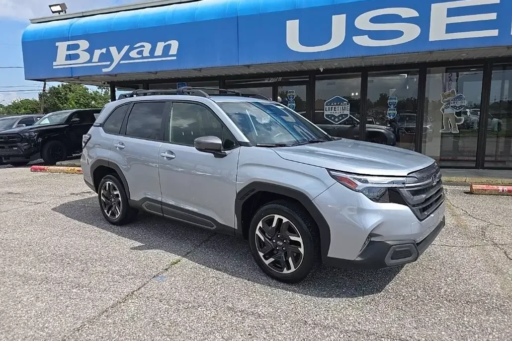 2025 Subaru Forester Limited photo 1