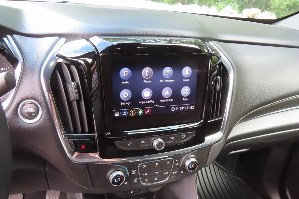 2023 Chevrolet Traverse Cloth photo 1