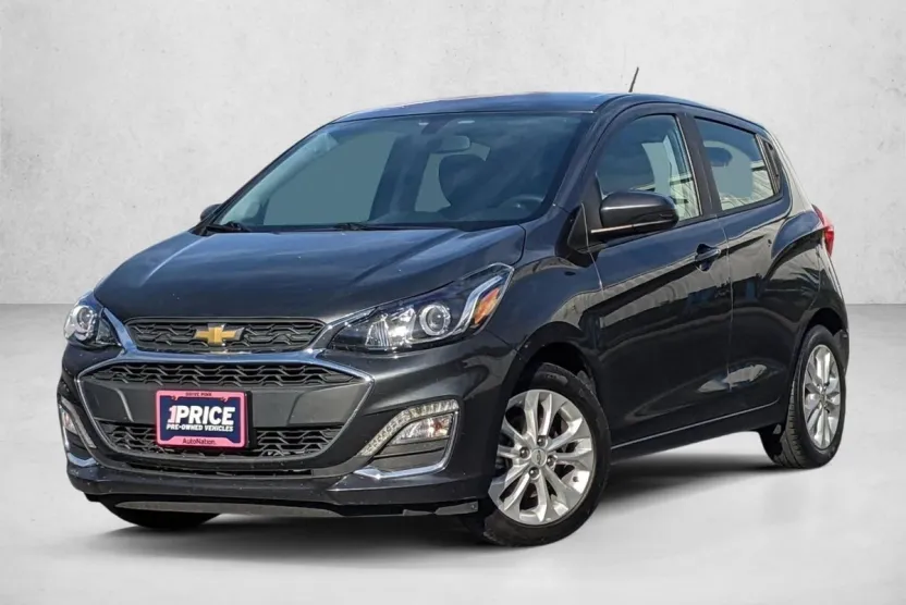 2022 Chevrolet Spark 1LT photo 1
