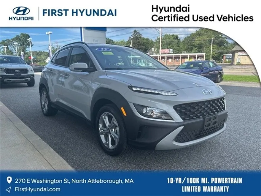 2023 Hyundai Kona SEL photo 1