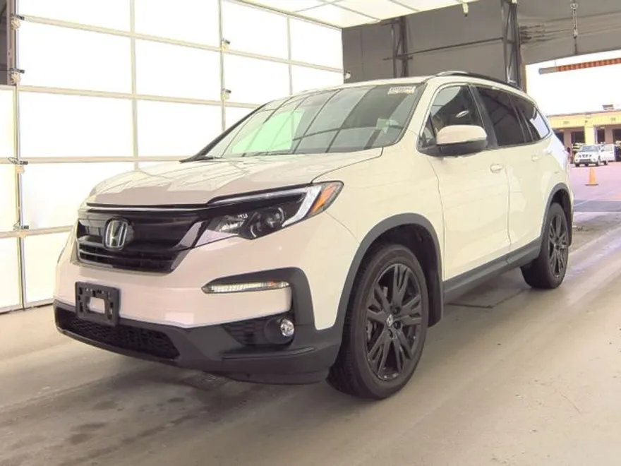 2022 Honda Pilot SE photo 1