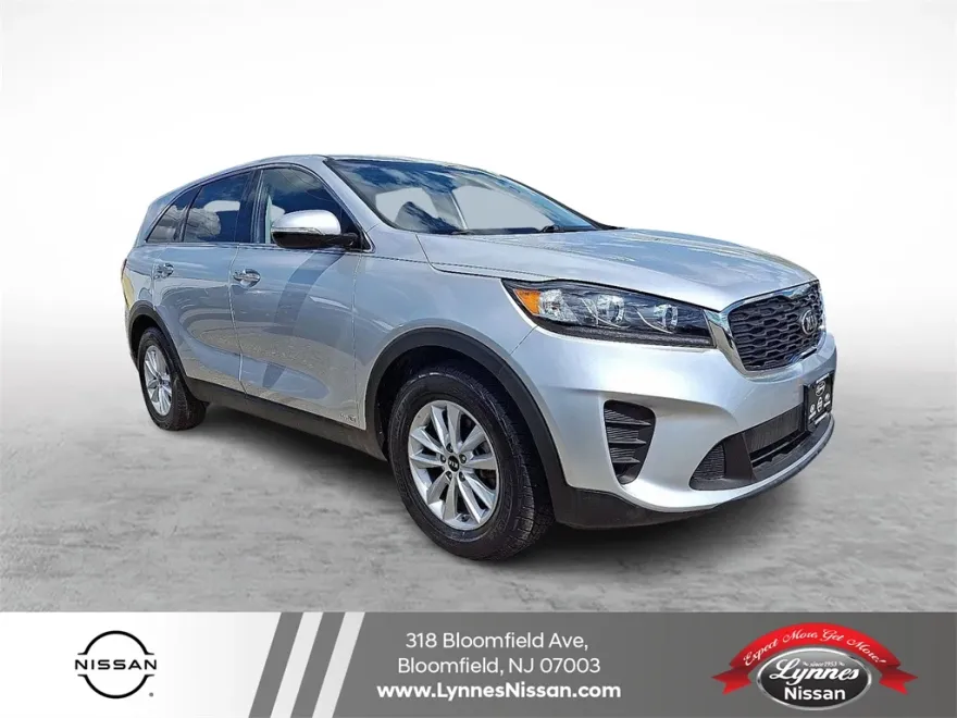 2020 Kia Sorento LX photo 1