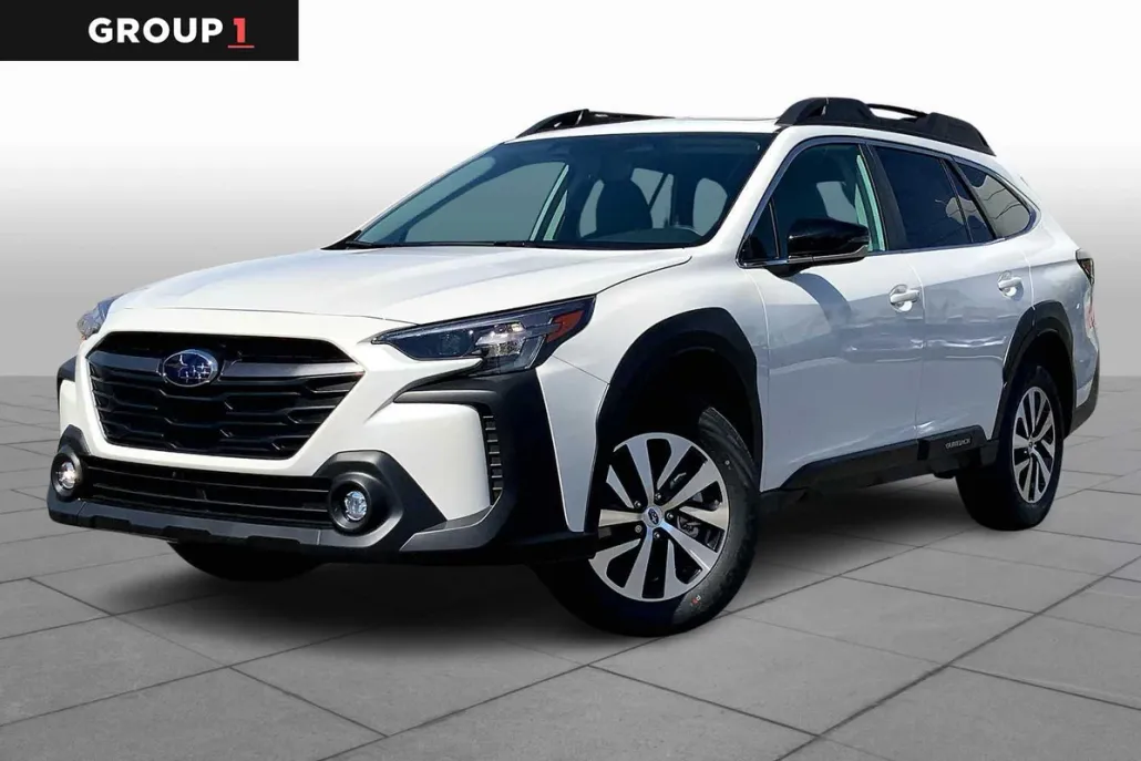 2025 Subaru Outback Premium photo 1