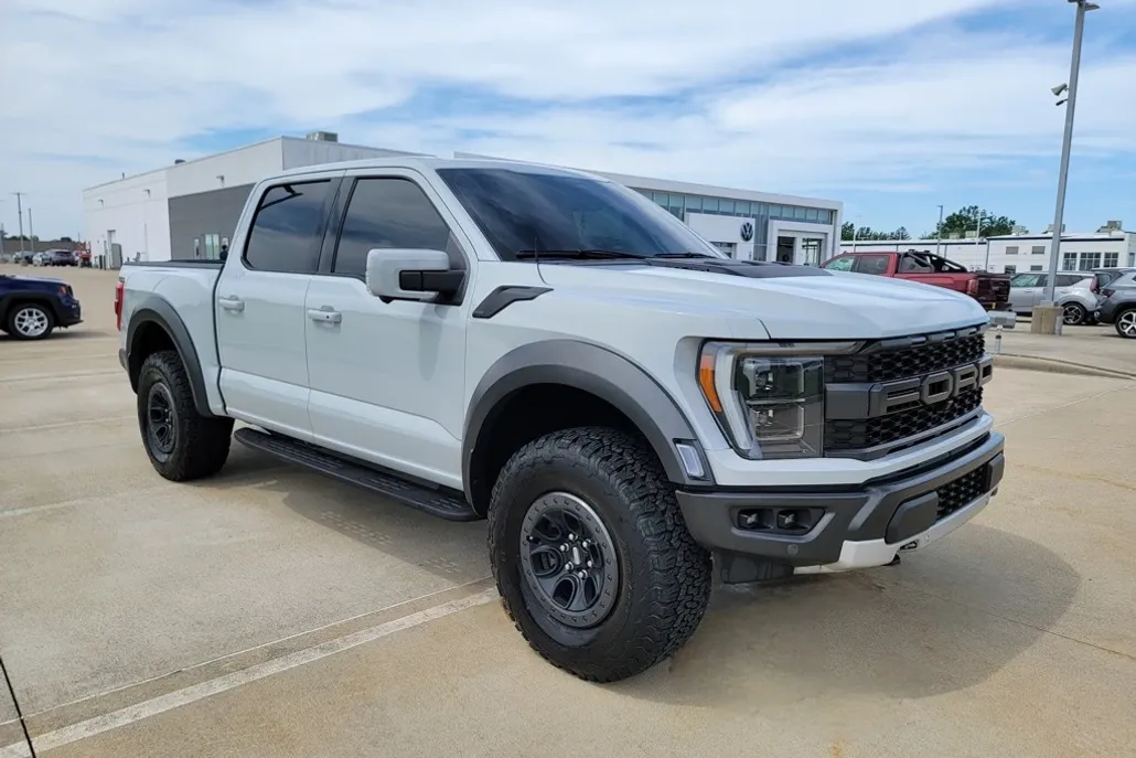 2023 Ford F-150 Raptor photo 1