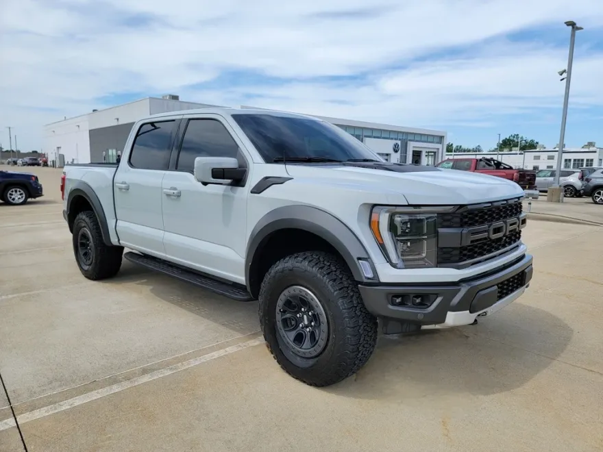 2023 Ford F-150 Raptor photo 1