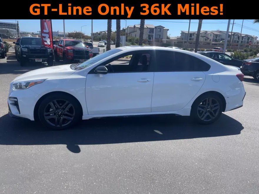 2020 Kia Forte GT-Line photo 1