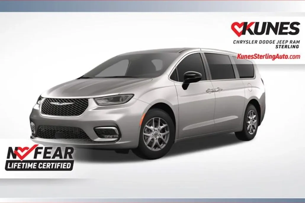 2025 Chrysler Pacifica photo 1