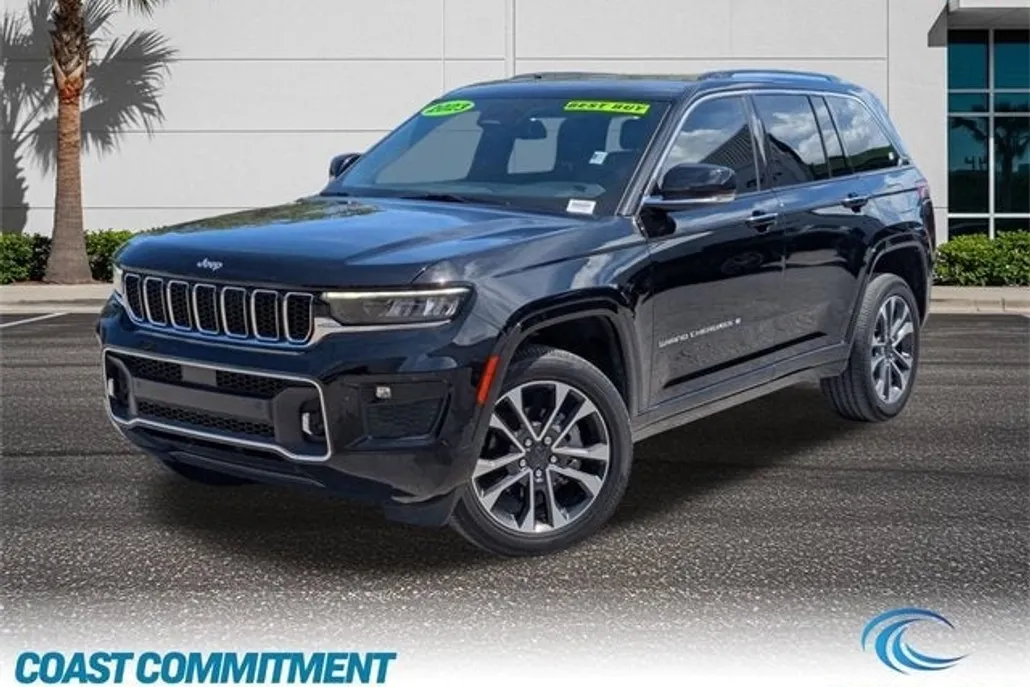 2023 Jeep Grand Cherokee Overland photo 1