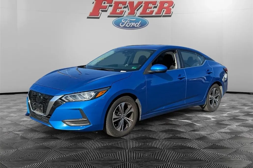 2023 Nissan Sentra SV photo 1