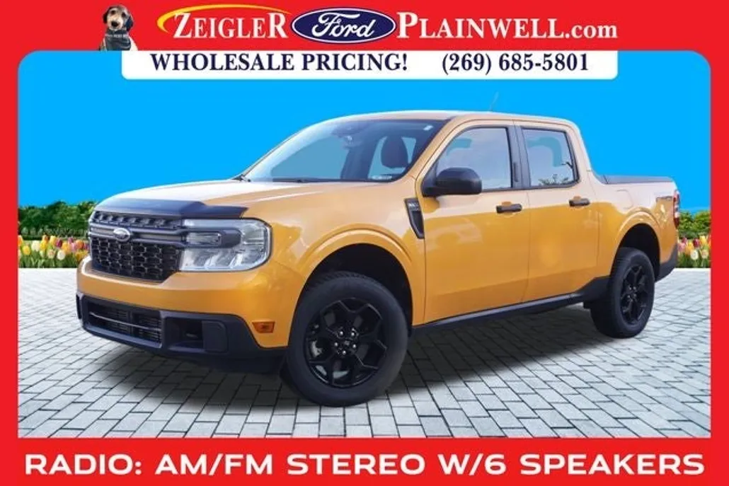 2022 Ford Maverick XLT photo 1