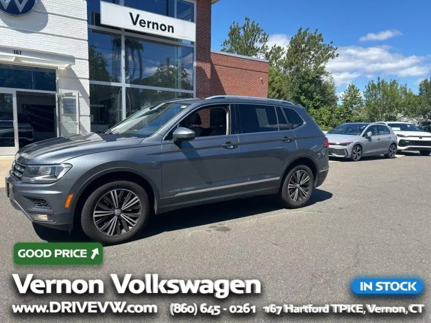 2018 Volkswagen Tiguan SEL photo 1