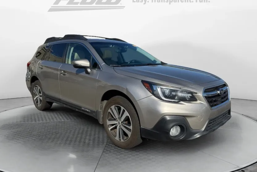 2018 Subaru Outback 2.5i Limited photo 1