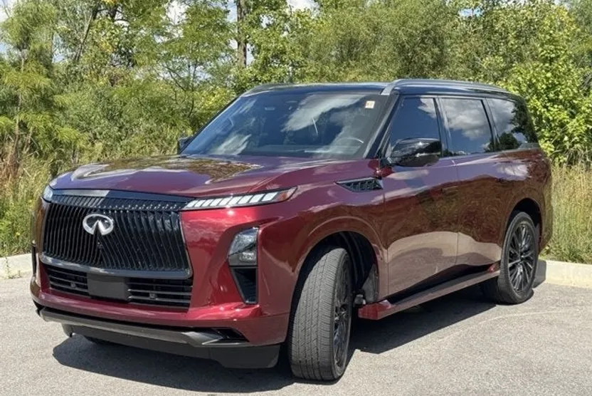 2025 Infiniti QX80 photo 1