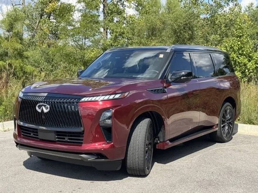 2025 Infiniti QX80 photo 1