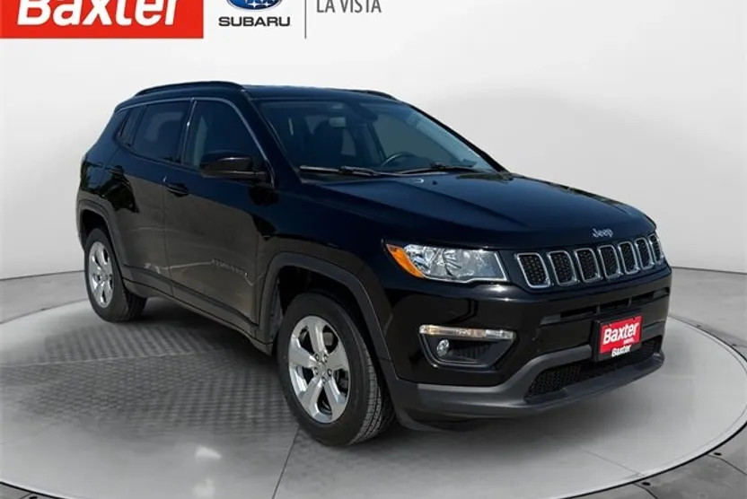 2019 Jeep Compass Latitude photo 1