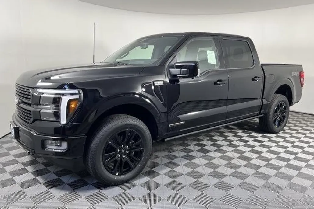 2025 Ford F-150 Platinum photo 1
