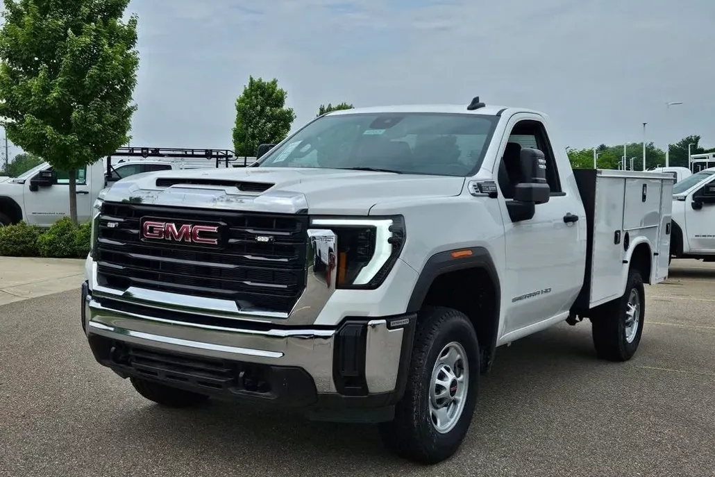 2024 Gmc Sierra 2500 HD Pro photo 1