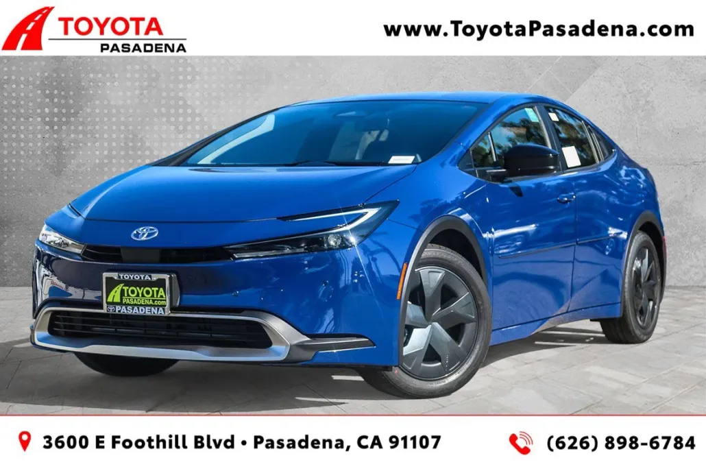 2026 Toyota Prius Plug-in Hybrid SE photo 1
