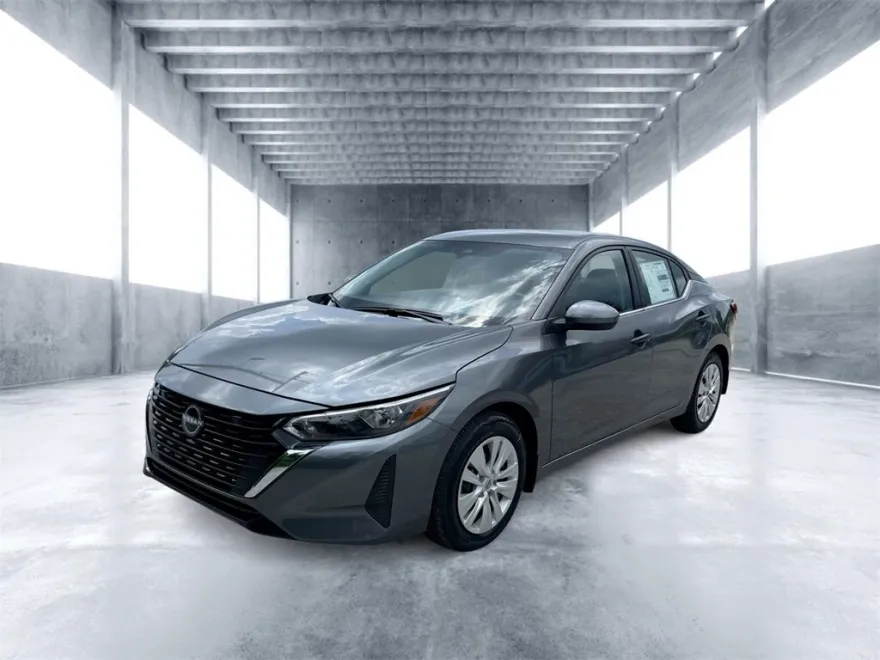 2025 Nissan Sentra S photo 1