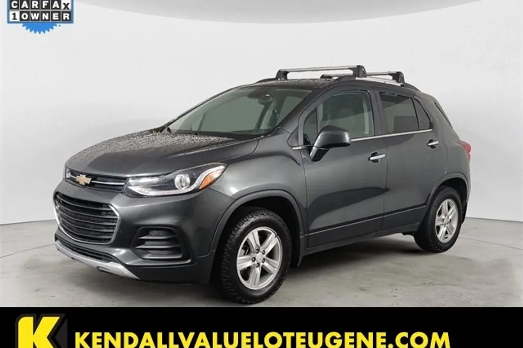 2020 Chevrolet Trax LT photo 1
