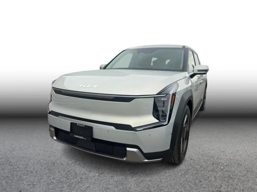 2026 Kia EV9 Light Long Range photo 1