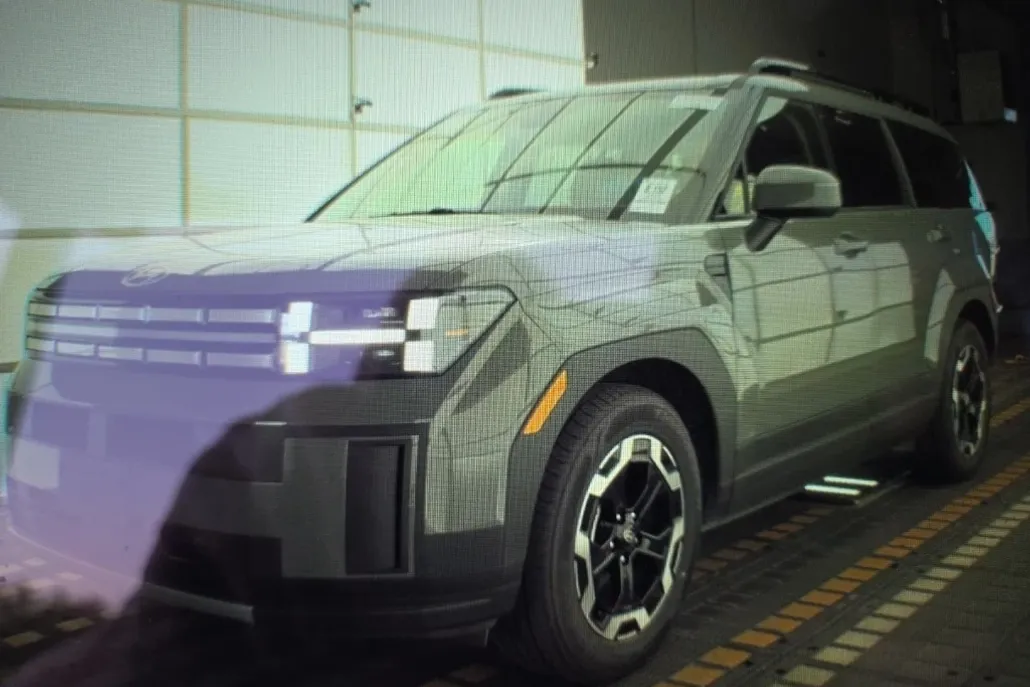 2024 Hyundai Santa Fe SEL photo 1