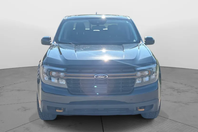 2024 Ford Maverick Lariat Tremor photo 1