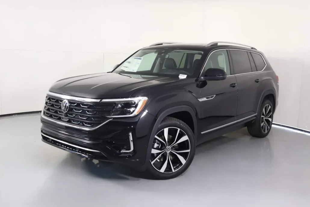 2025 Volkswagen Atlas SEL Premium R-Line photo 1