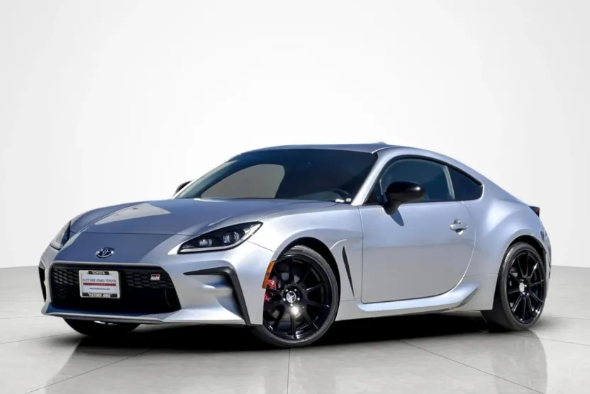 2023 Toyota GR86 photo 1