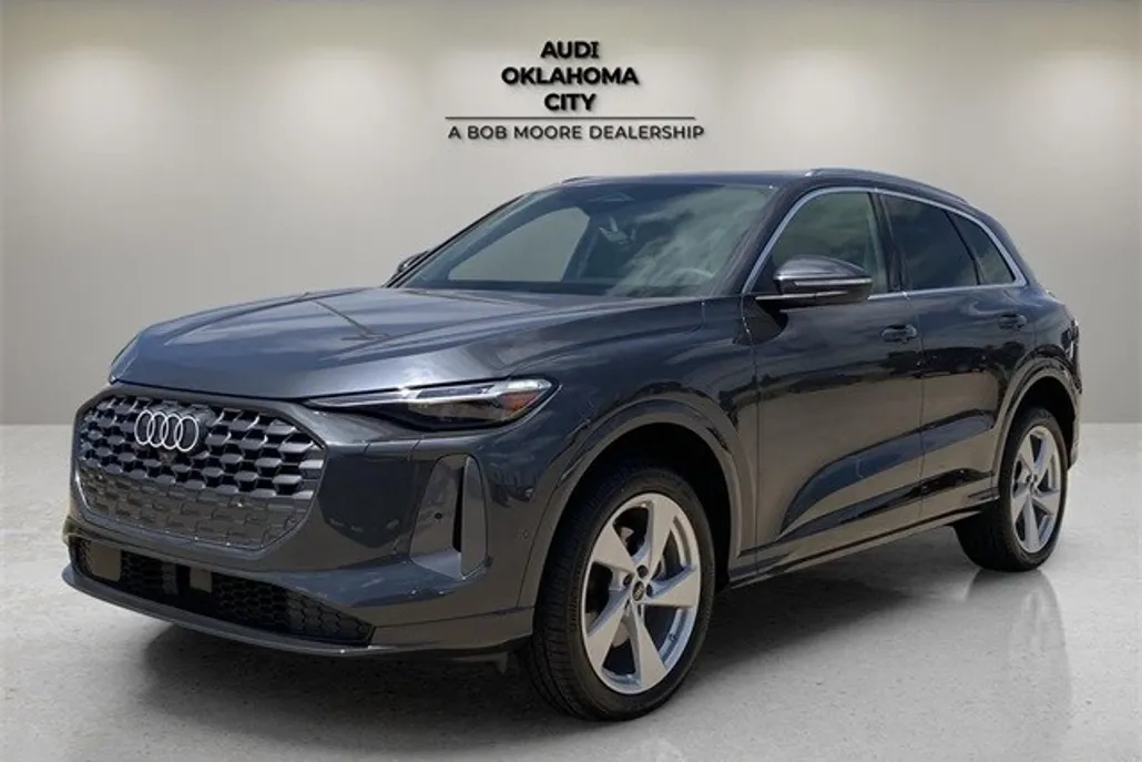 2025 Audi Q5 2.0T Premium Plus photo 1