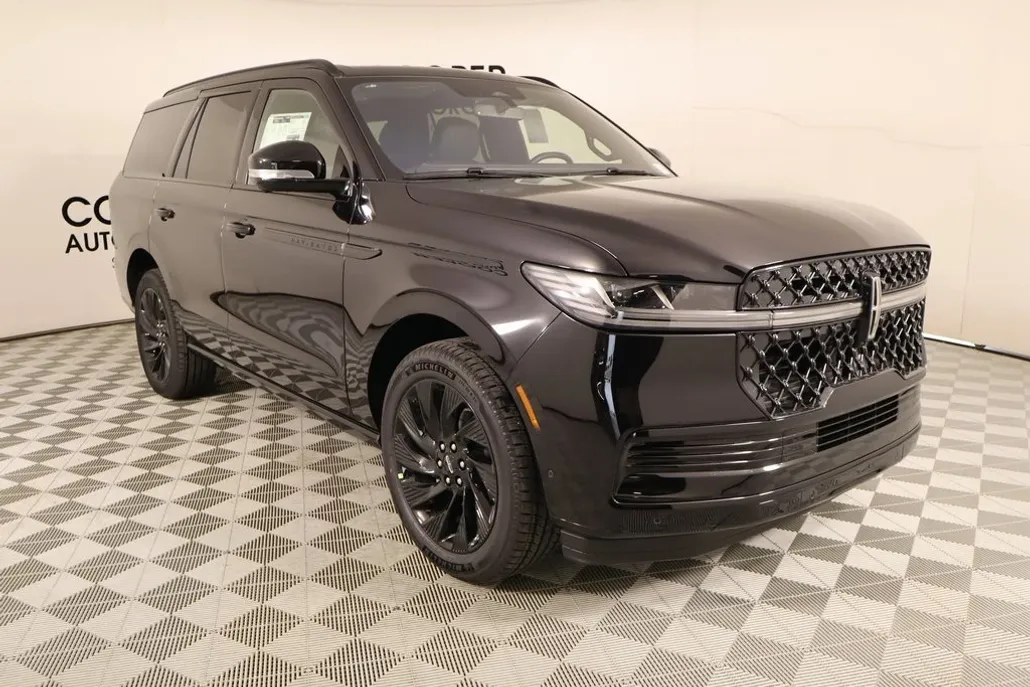 2025 Lincoln Navigator Reserve photo 1