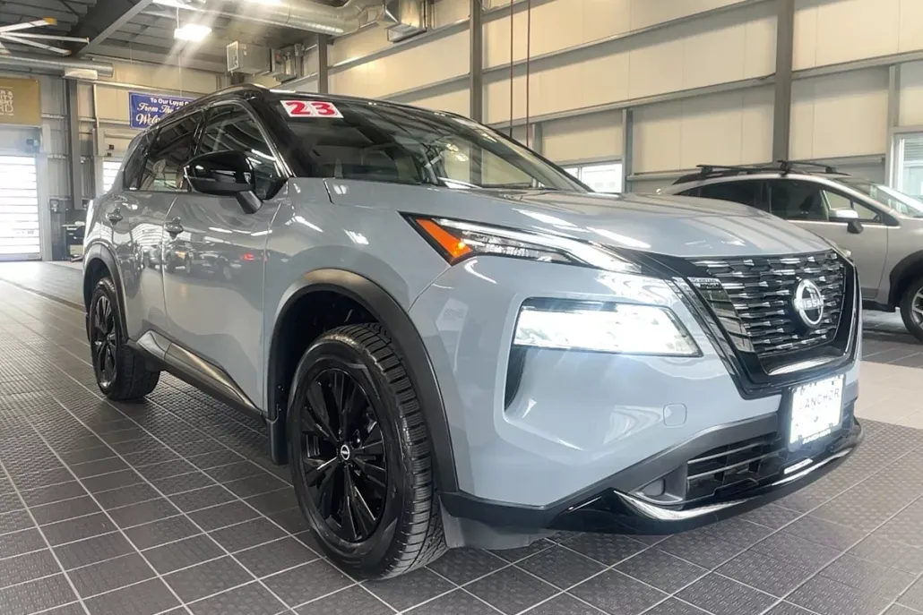 2023 Nissan Rogue SV Midnight Edition photo 1