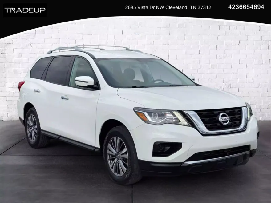 2019 Nissan Pathfinder photo 1