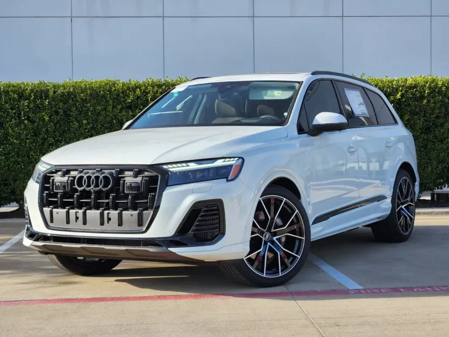 2025 Audi Q7 Prestige photo 1