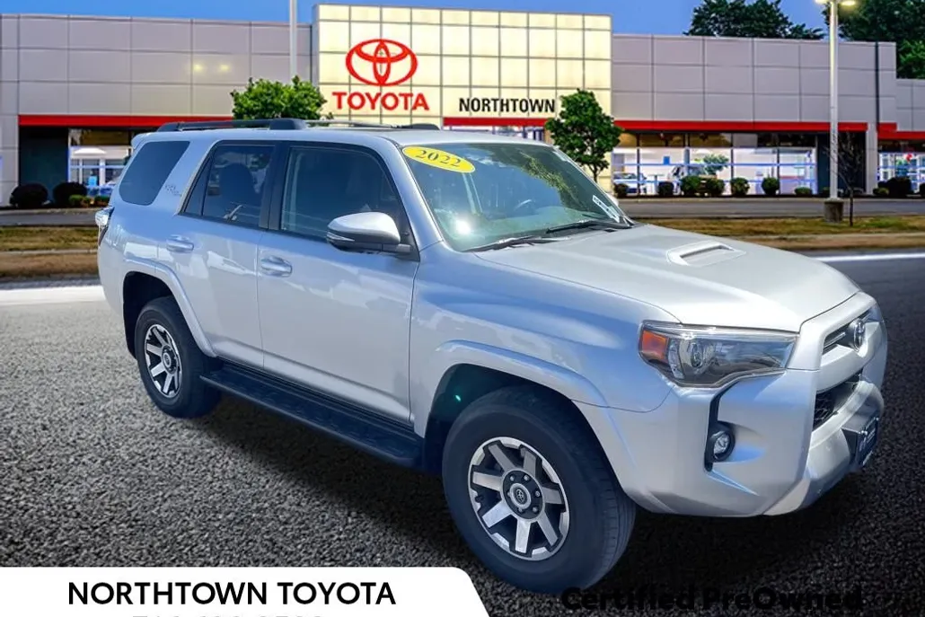 2022 Toyota 4Runner TRD Off-Road Premium photo 1