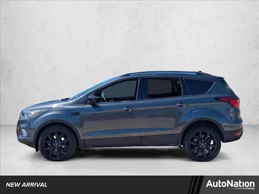 2019 Ford Escape SE photo 1